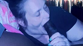 Člověče, nevěřím, jak ten monstrózní gumjob vedl k obřímu výstříku!