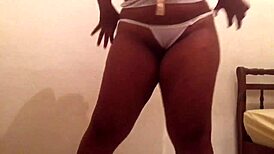 ebony amateur dances naked in sensual funk rhythm