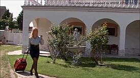 outdoor mix pee lesb