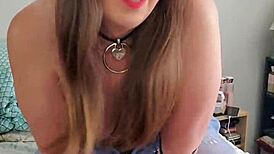brunette tranny riding pillow solo