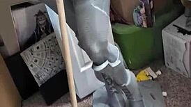 Çok yalnız hissediyorum, sadece ben ve anime yastığım bu gece