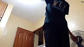 Never trust lodging rooms in Nairobi Kenya 3