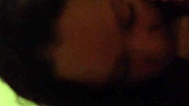 Latina matură Anna Maria dă muie retro POV soțului