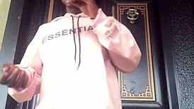 Crazy Bitch Gives Advice on Sexiness