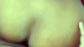 Indická bhabhi ranní sex, jezdí cowgirl na klukovi, tak těsná