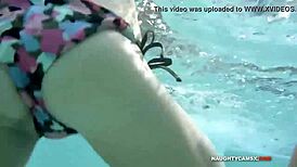 I enjoy this underwater booty shake