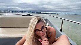 loira casada fode marinheiro no pelo