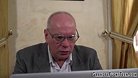 Did that teen get her face spermed by the oldie?