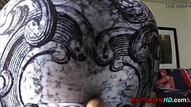 Susie Clove Spreading Holes