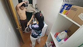 I’m banging this hot Latina maid on the laundry machine