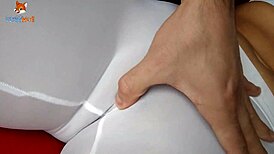 He fucks my ass without condom until cumming inside, my fan took me to hotel without telling husband 😏