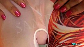 Susie Clove Spreading Holes