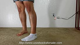 Gay κυριαρχία με ρουφάει βρώμικες κάλτσες και roleplay fetish