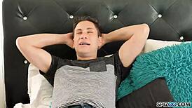 Sophia Grace lovagolja a szörnyfaszt misszionáriusban 😏