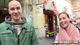 Cloein přítel ji šuká venku přímo na kameru