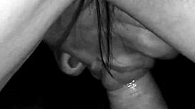 มิลฟ์น้ำหอมรูดควยแฟนจนเสร็จหน้าอก