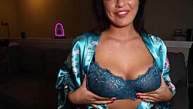 i pickd up this gym girl and fukd her outdoors, oh man!