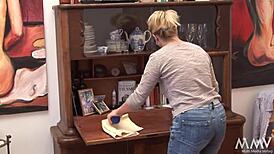 Vivien stur polishing cock with assfucking and cumshot on facial