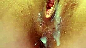 Tight Pussy Stretches And Squirts Intensely