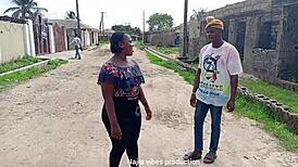 Young girl meets guy on street for outdoor ass fucking