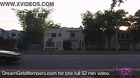 Modelo morena hermosa muestra tetas grandes en primer shoot solo cachondo como chica de ensueño