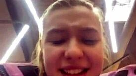 Teen webcam girl toys her ass outdoors