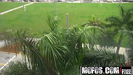 Oxuanna Envy Masturbates Pussy With Vibrator