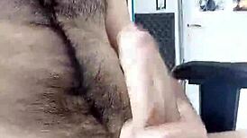 Lapijargentina Masturbates To A Big Cock For A Long Time In Gay Video.