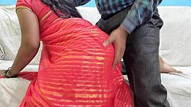 couldn’t resist bhabhi in pink saree, devar took her hard