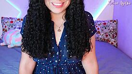 Reto 10 Min - Agatha Dolly Guides A Steamy Masturbation Challenge.