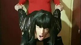 crossdresser enjoys ass to mouth 😏