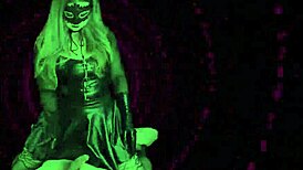 Gospodarica beta te stavlja u bezumnu JOI trans osećajući dominaciju