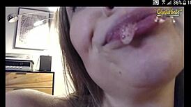 Chaturbate Model Gives Detailed Blowjob On Webcam.