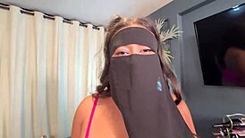 기념일 선물로 친구들에게 나 자신 줬어