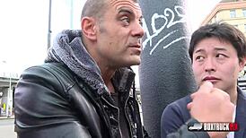 Beautiful karol lilien gets cumshot on big ass?