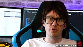 nerdy guy gets his huge shaft sucked by italian beauty valentina bianco before pounding her tight hole!