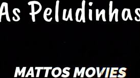 Flagrei minha vizinha gostosa tomando uma ducha no quintal