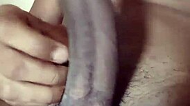 I can't stop thinking about fucking Leonela!