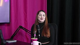 Safada gets naked, pussy licked, wet after talking fetishes.