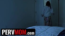 i'm this exhibitionist stepmilf who loves gettin caught masturbatin with toys