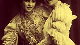 Ever seen vintage erotic animation this wild? Pure retro heat! 😍