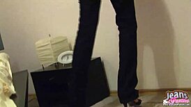 Im your tomgirl neighbor in tight jeans showing cameltoe