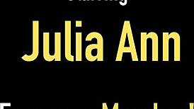 Nicki Hunter In A Subtle Lesbian Encounter