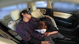 Intens bilknul med hjemmelavet gay-par der går hårdt til sags