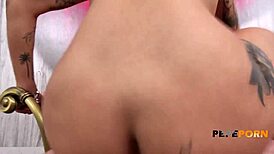 Hey Now! Valeria Del Rio Craves Feet Worship From Old Dude!