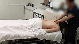 Sera, eine junge 18+ Ehefrau, schrie nein ich bin verheiratet aber konnte der wilden Lust nicht widerstehen