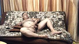 Robert Mikita, what’s behind his solo gay session today?