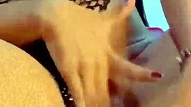Hot Lesbian Cumming In Mouth