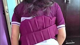 Colegiala Cogiendo Con Su Vecino A Escondidas El Cabrón Lo Graba Todo Jovencita Mexicana Caliente Le Llegan Por Atrás Mientras Dobla La Ropa Se La Cogen Y La Llenan De Leche