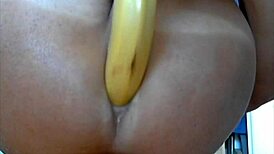 i fuck muscular bodybuilder ass with banana